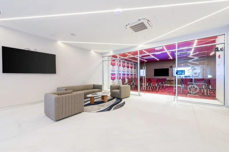 Jay Conference Empire - Van Gogh Room